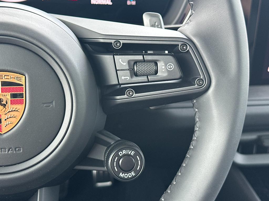 Thumbnail: 2026 Porsche Cayenne - 31