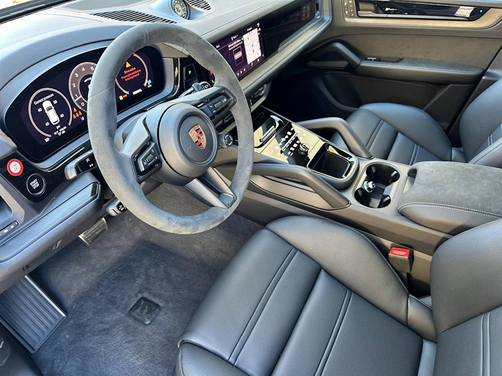 Thumbnail: 2026 Porsche Cayenne - 2