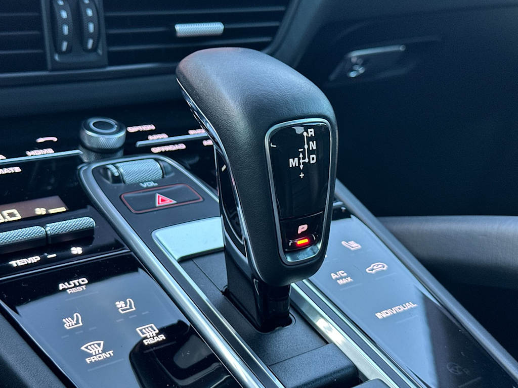 Thumbnail: 2023 Porsche Cayenne - 30