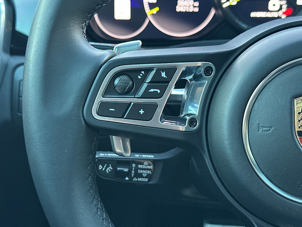 Thumbnail: 2023 Porsche Cayenne - 31