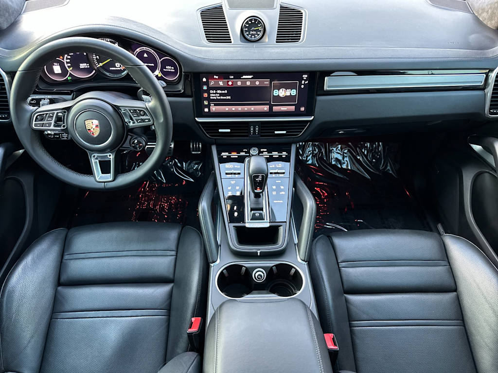 Thumbnail: 2023 Porsche Cayenne - 10