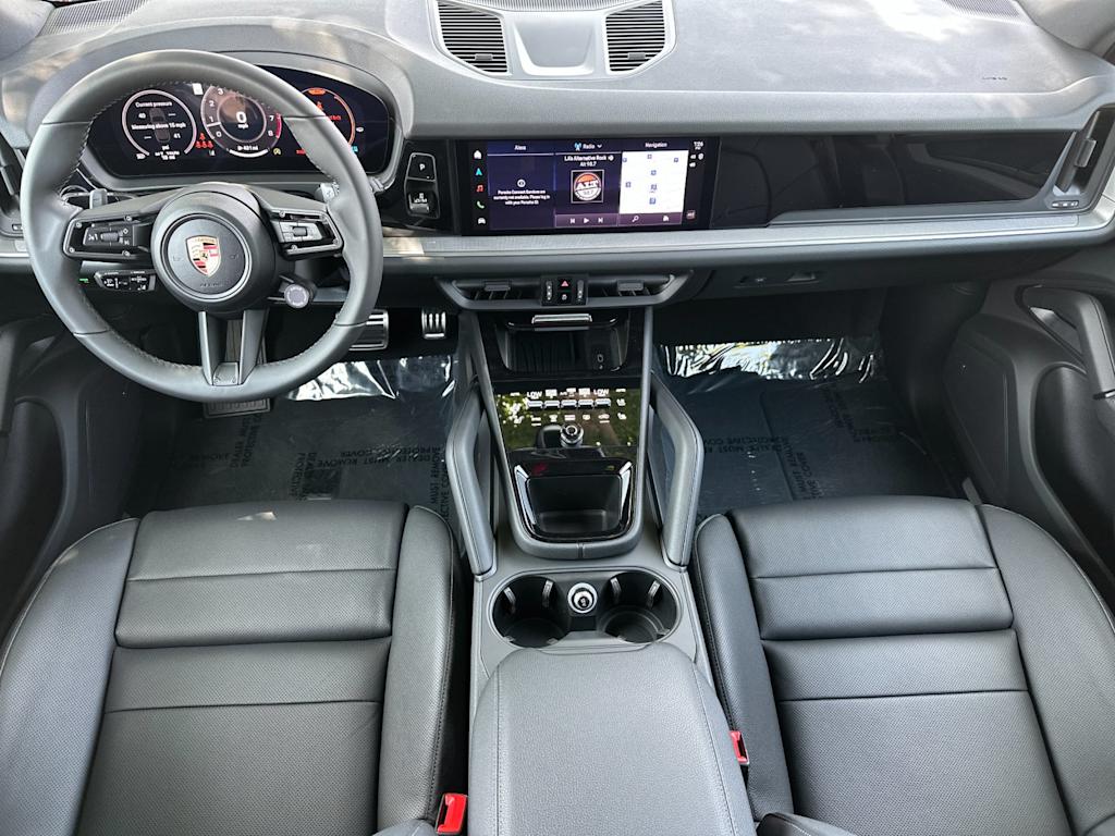 Thumbnail: 2026 Porsche Cayenne - 2
