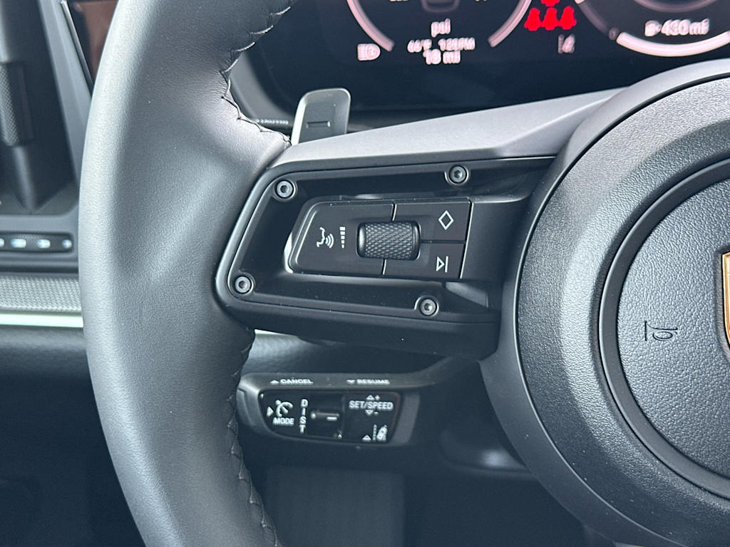 Thumbnail: 2026 Porsche Cayenne - 30