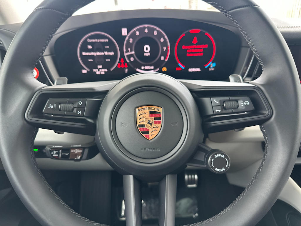 Thumbnail: 2026 Porsche Cayenne - 29