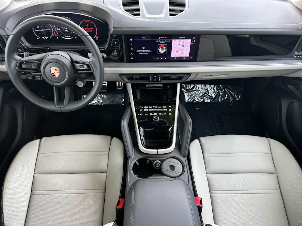 Thumbnail: 2026 Porsche Cayenne - 9