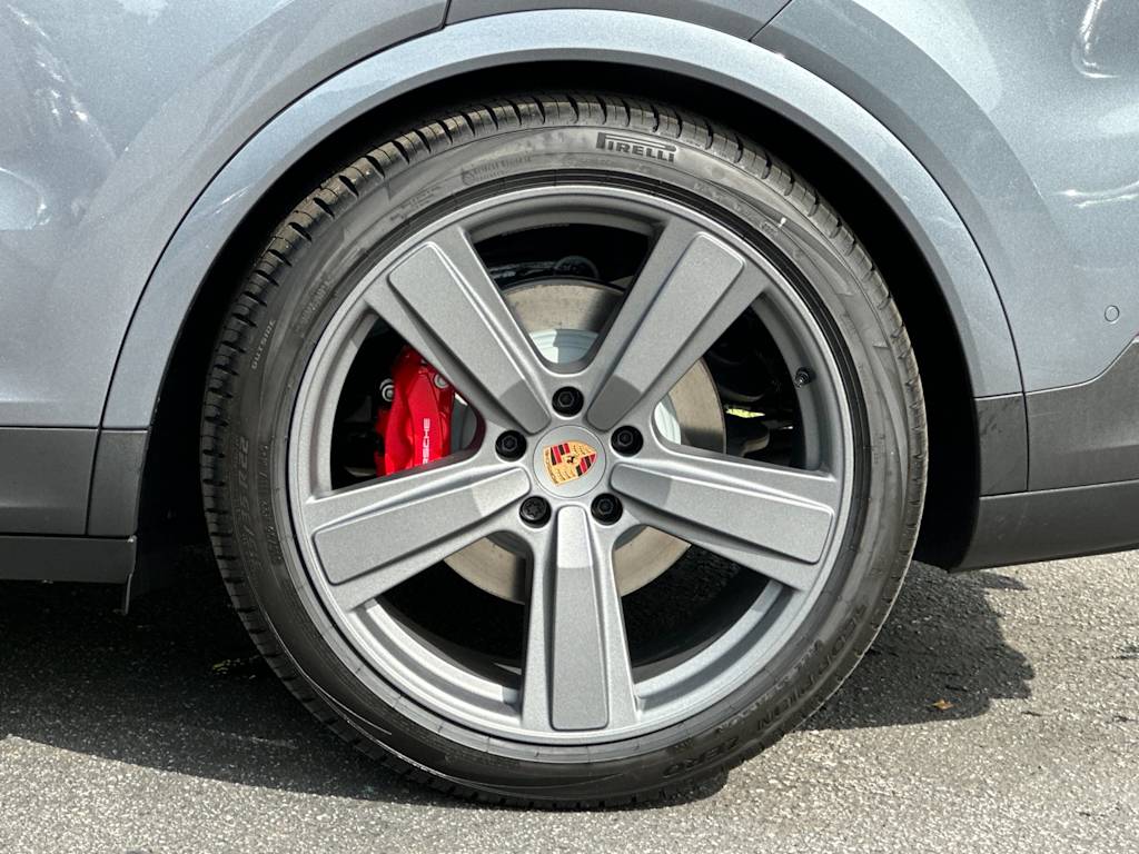 Thumbnail: 2026 Porsche Cayenne - 7