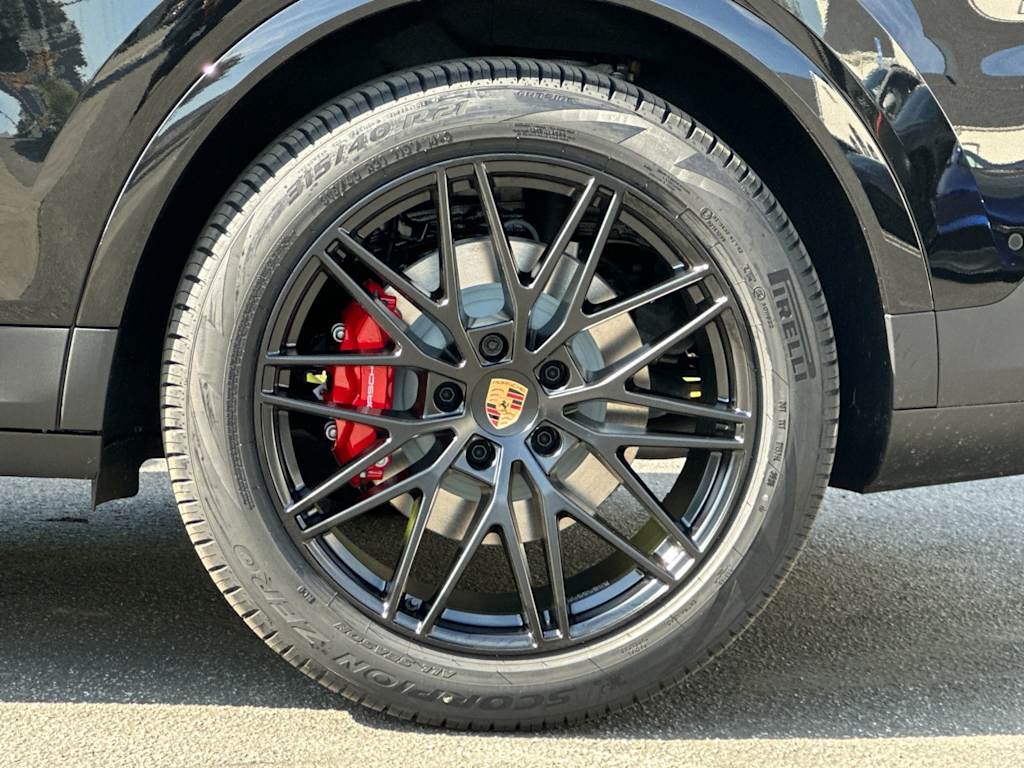 Thumbnail: 2026 Porsche Cayenne - 8
