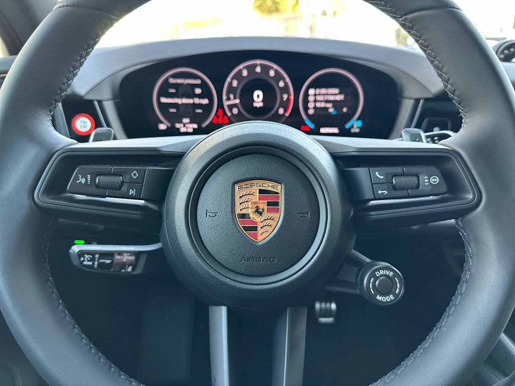 Thumbnail: 2026 Porsche Cayenne - 30