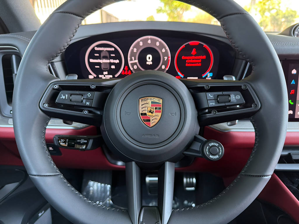 Thumbnail: 2026 Porsche Cayenne - 30