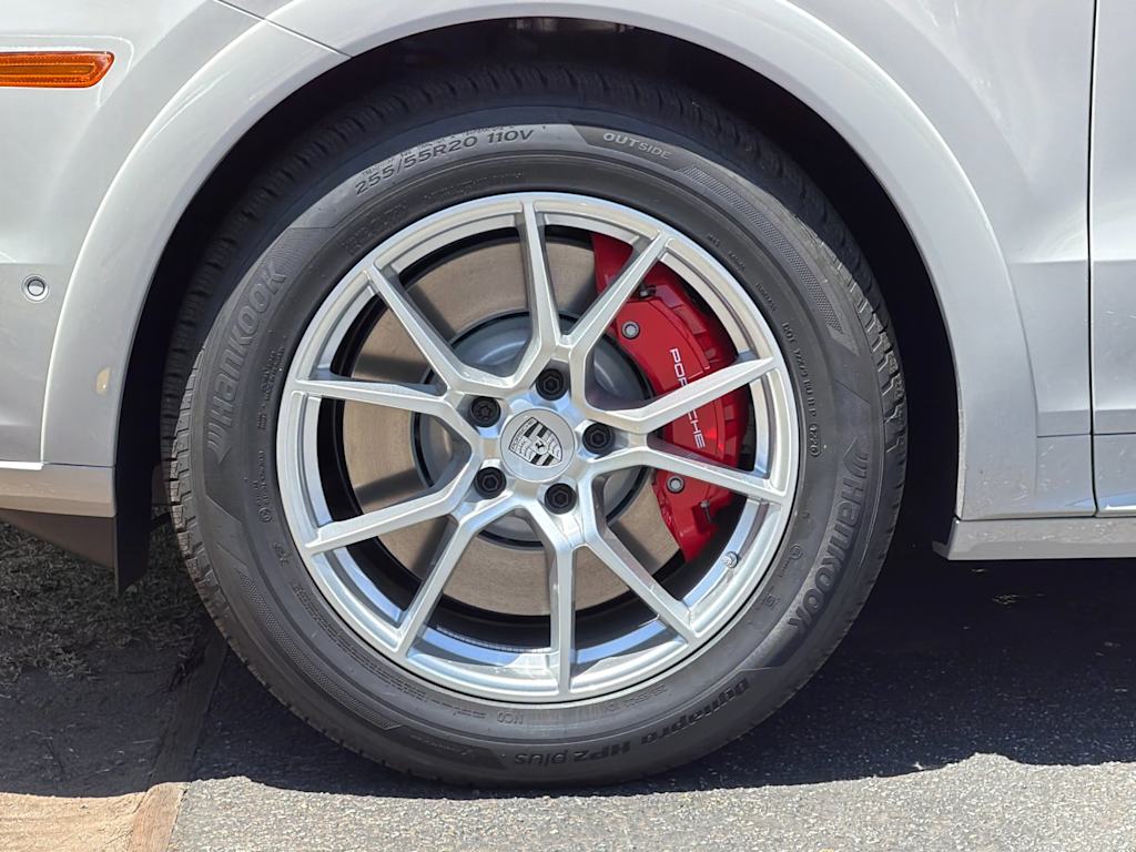 Thumbnail: 2026 Porsche Cayenne - 8