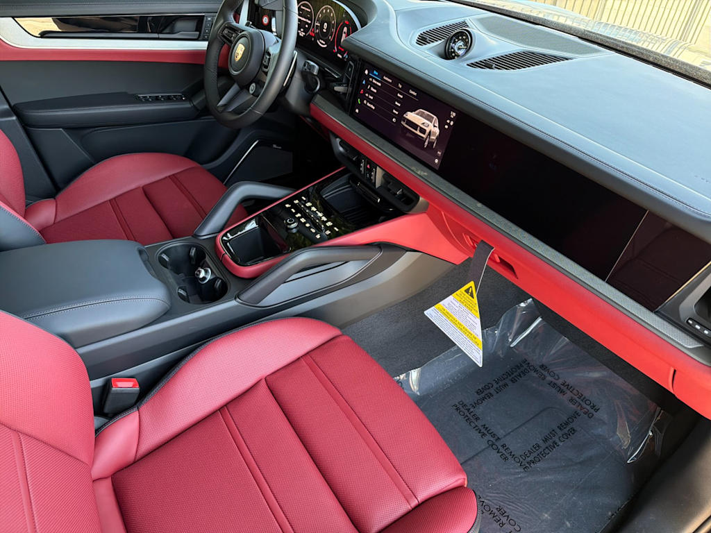 Thumbnail: 2026 Porsche Cayenne - 13