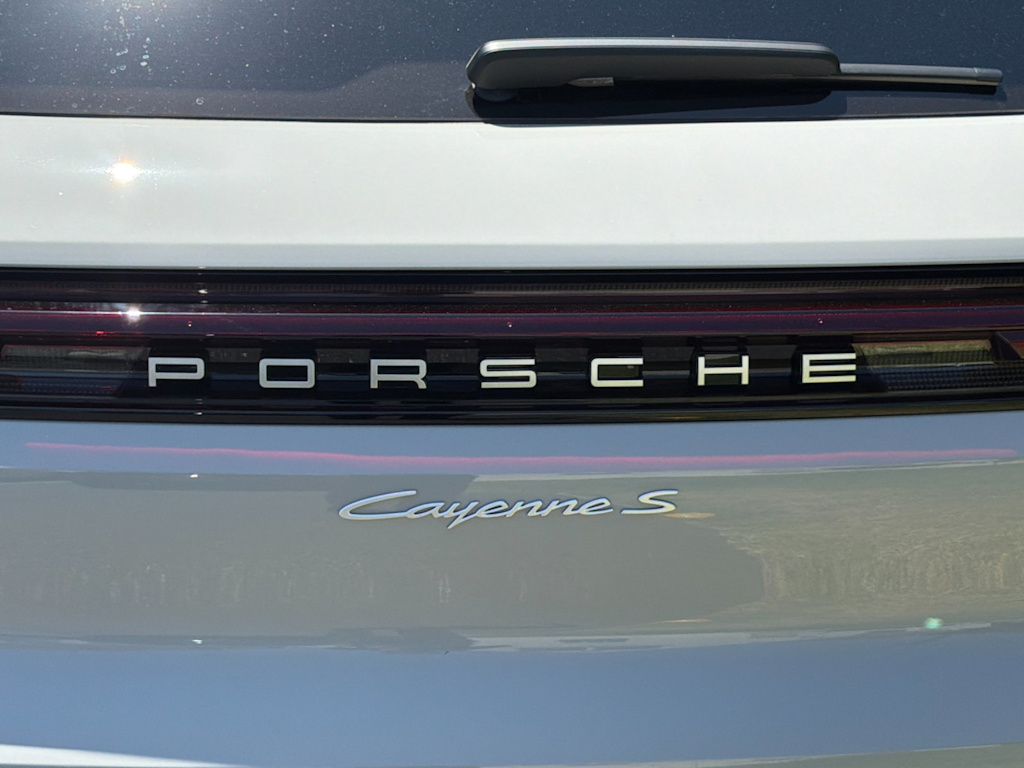 Thumbnail: 2026 Porsche Cayenne - 34