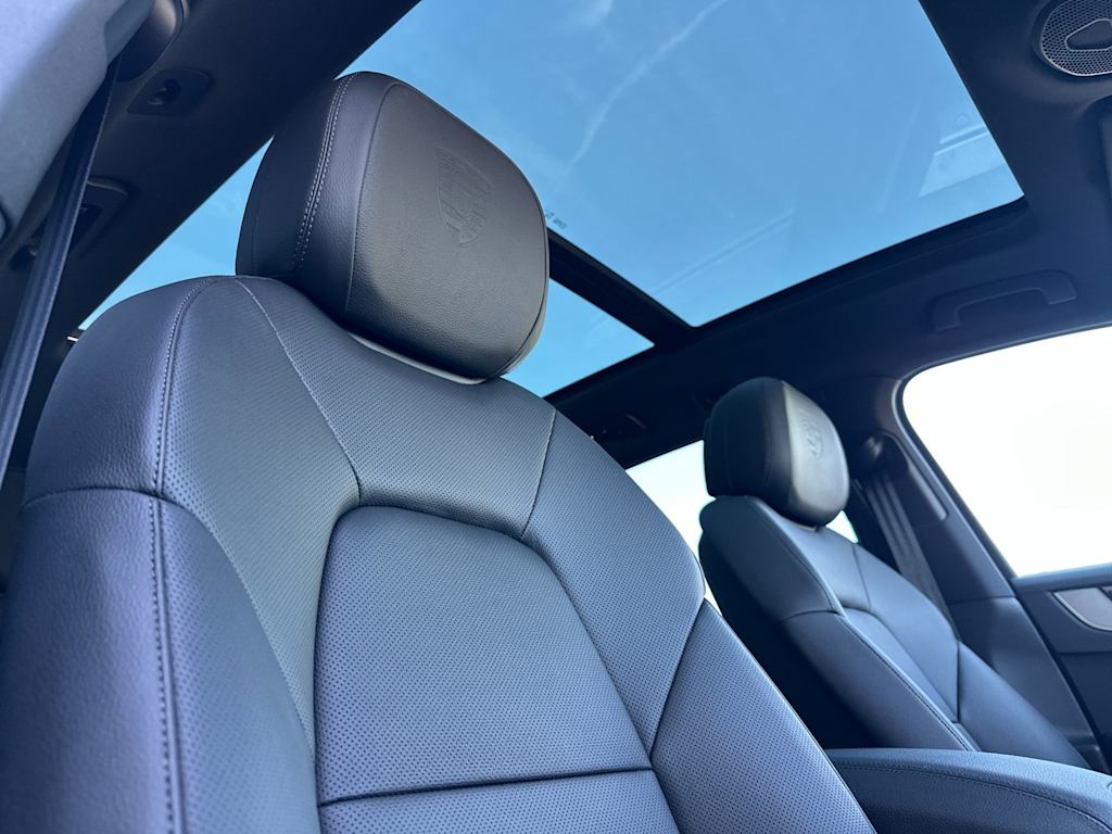 Thumbnail: 2026 Porsche Cayenne - 23