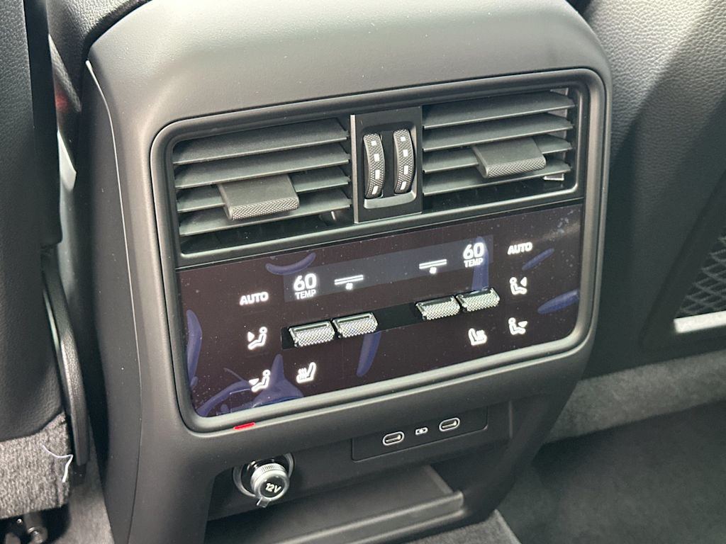 Thumbnail: 2026 Porsche Cayenne - 23