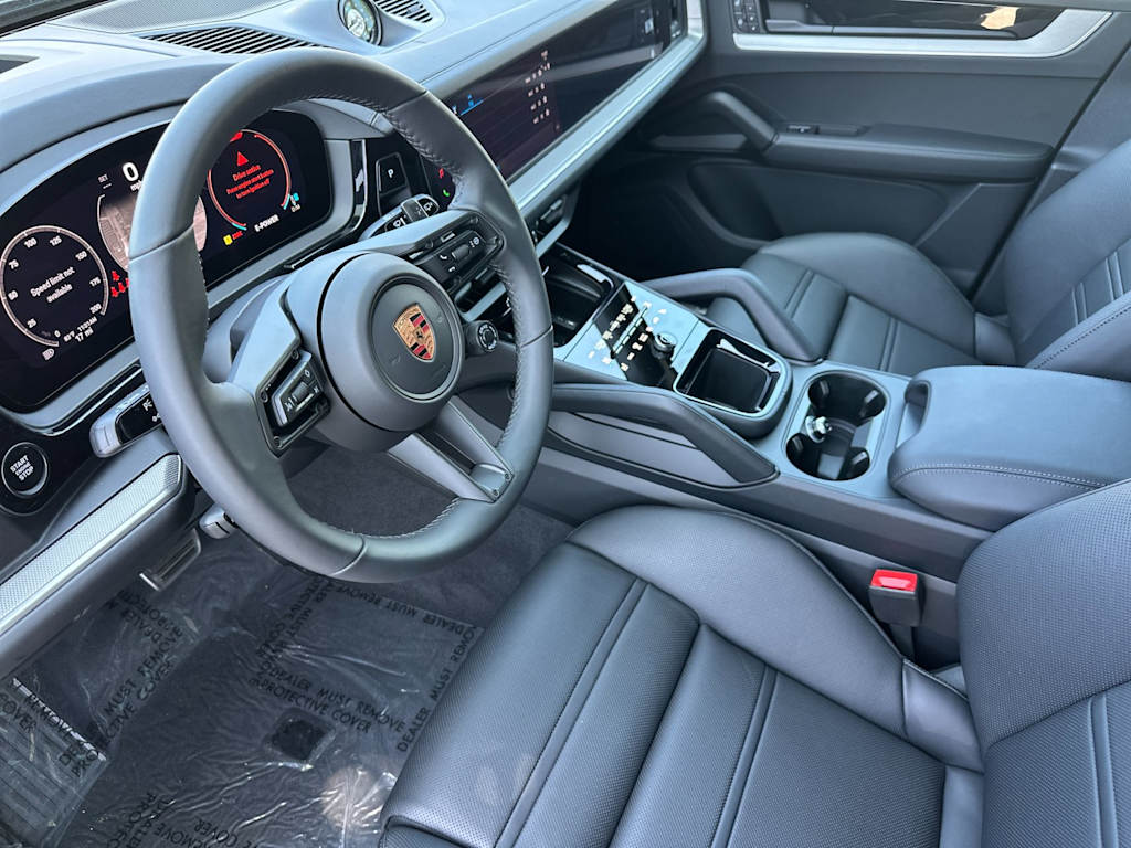 Thumbnail: 2026 Porsche Cayenne - 2