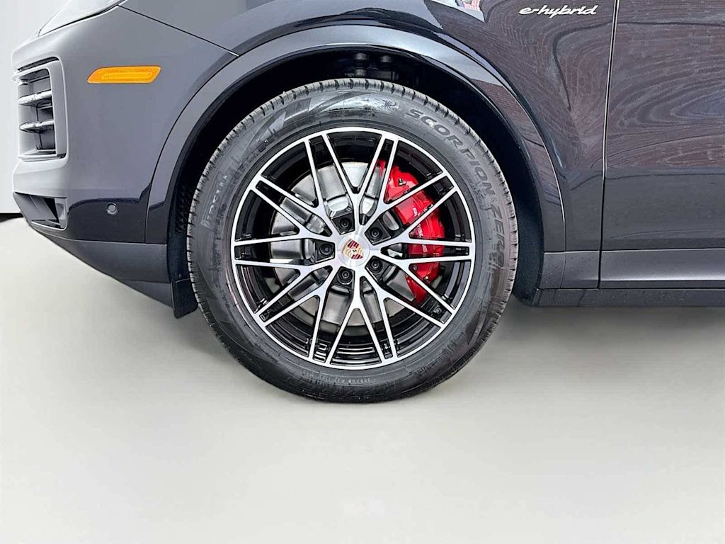 Thumbnail: 2026 Porsche Cayenne - 51