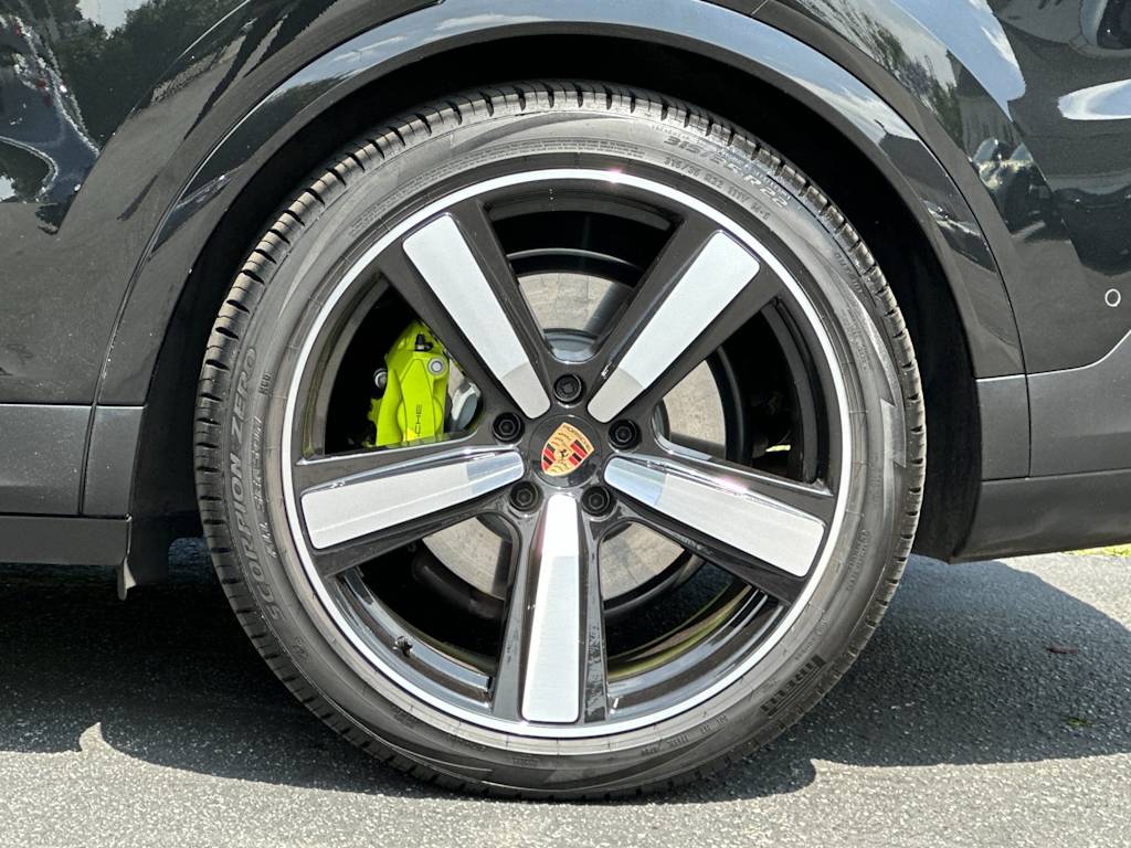 Thumbnail: 2025 Porsche Cayenne - 8