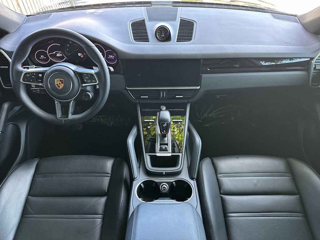 Thumbnail: 2023 Porsche Cayenne - 9