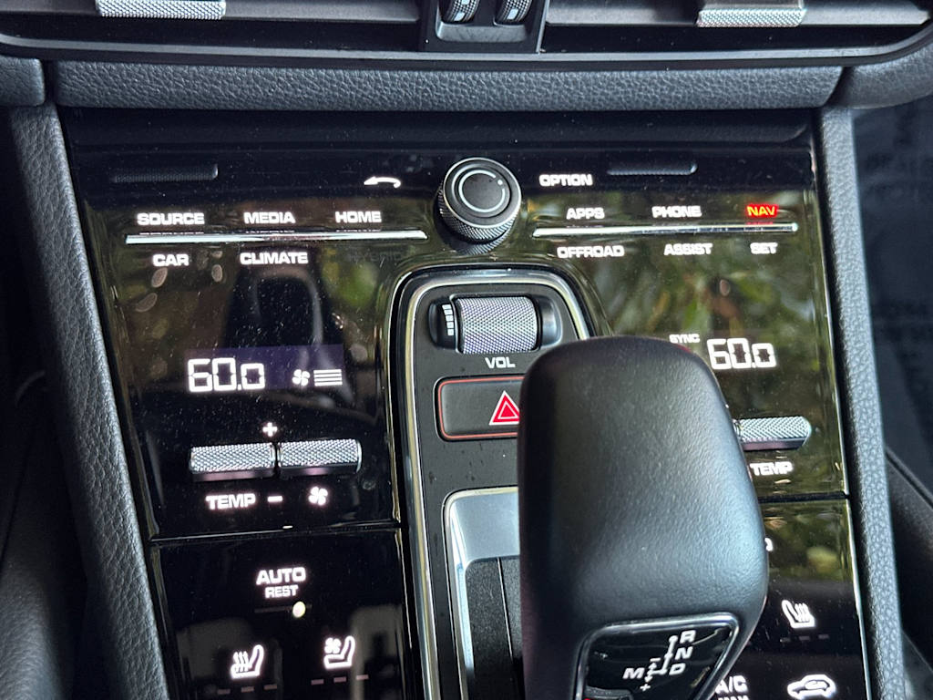 Thumbnail: 2023 Porsche Cayenne - 29