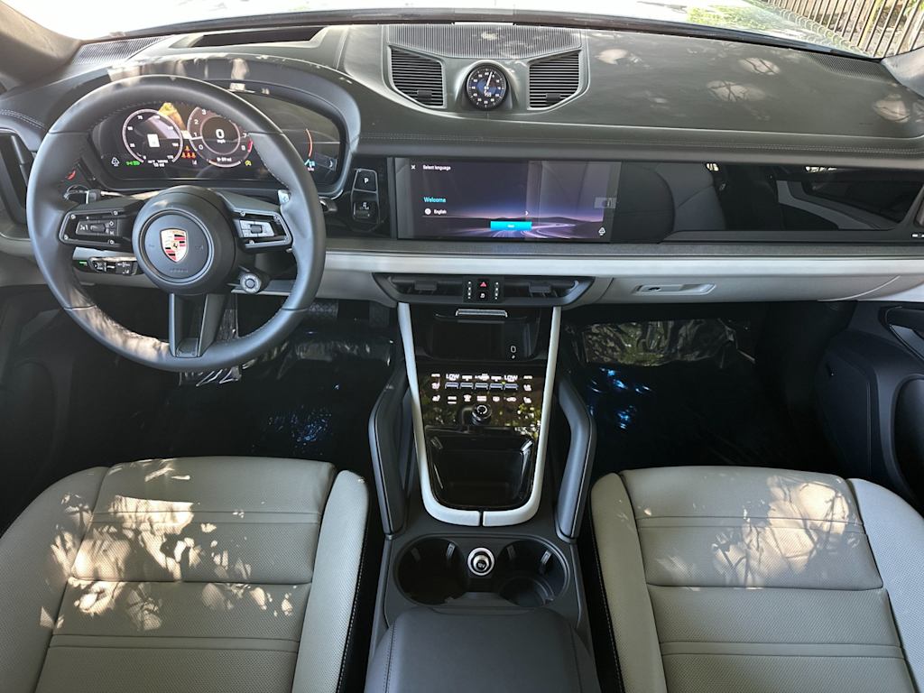 Thumbnail: 2026 Porsche Cayenne - 9