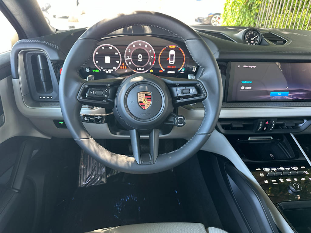 Thumbnail: 2026 Porsche Cayenne - 12