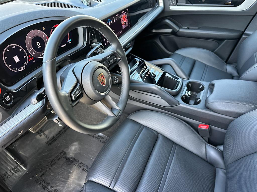 Thumbnail: 2024 Porsche Cayenne - 2