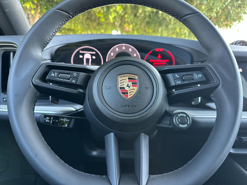 Thumbnail: 2025 Porsche Cayenne - 30