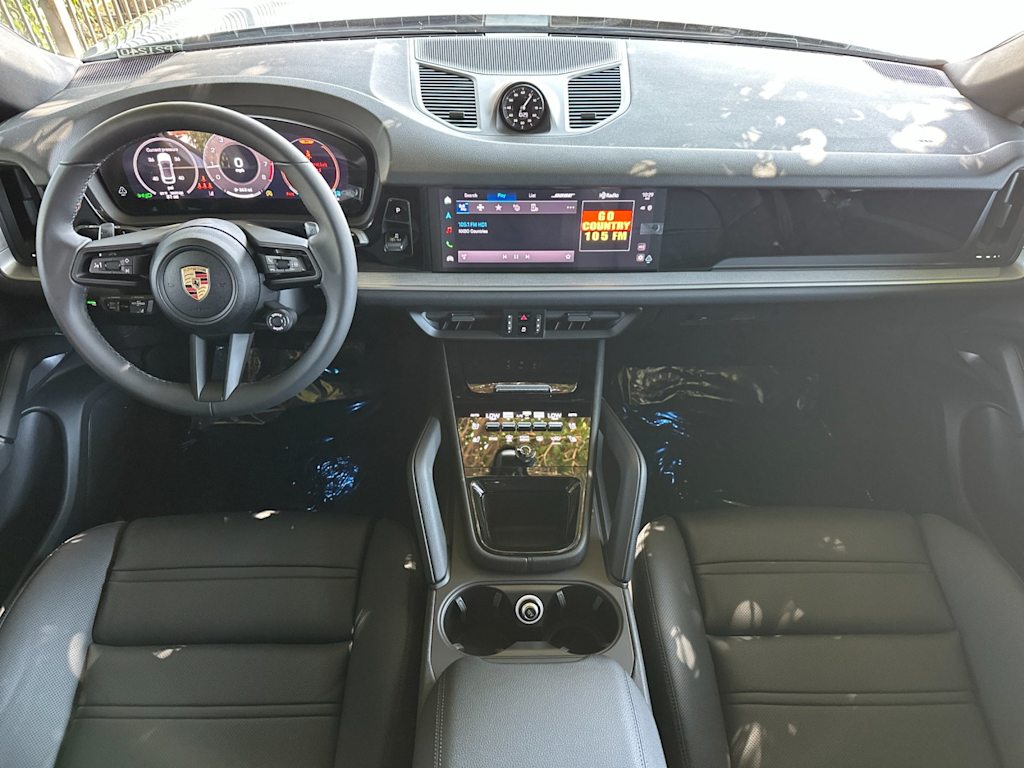 Thumbnail: 2025 Porsche Cayenne - 9