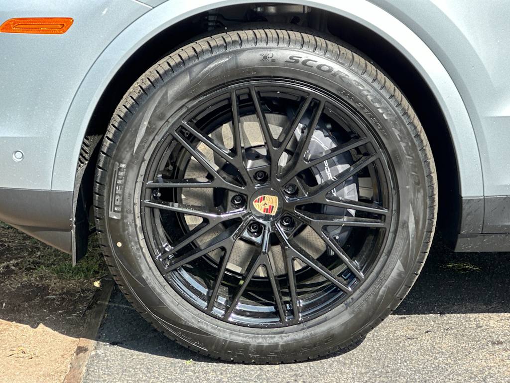 Thumbnail: 2026 Porsche Cayenne - 7