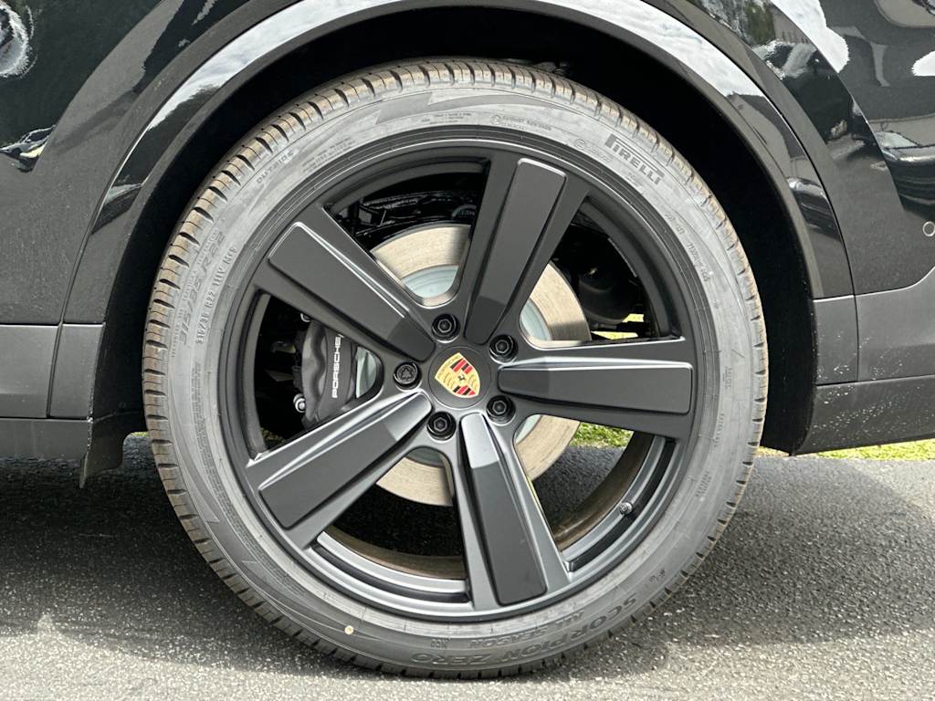 Thumbnail: 2026 Porsche Cayenne - 8