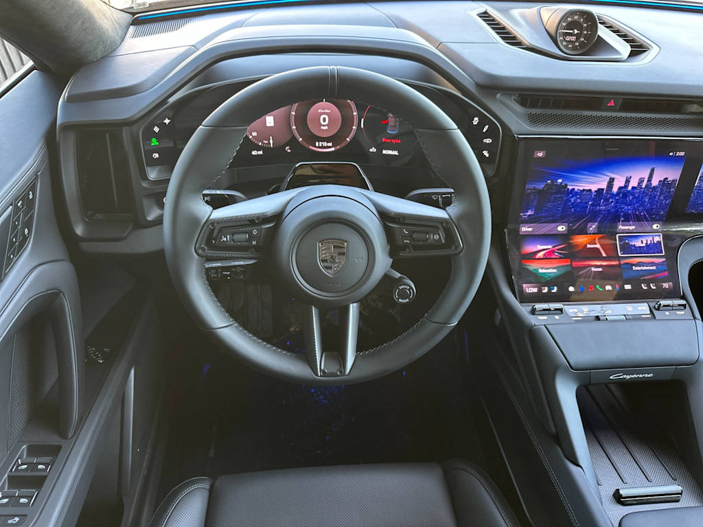 Thumbnail: 2026 Porsche Cayenne - 10
