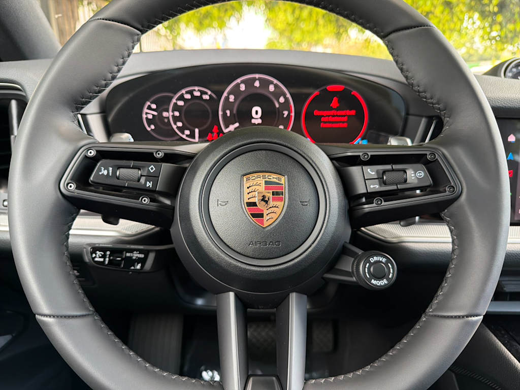 Thumbnail: 2026 Porsche Cayenne - 31