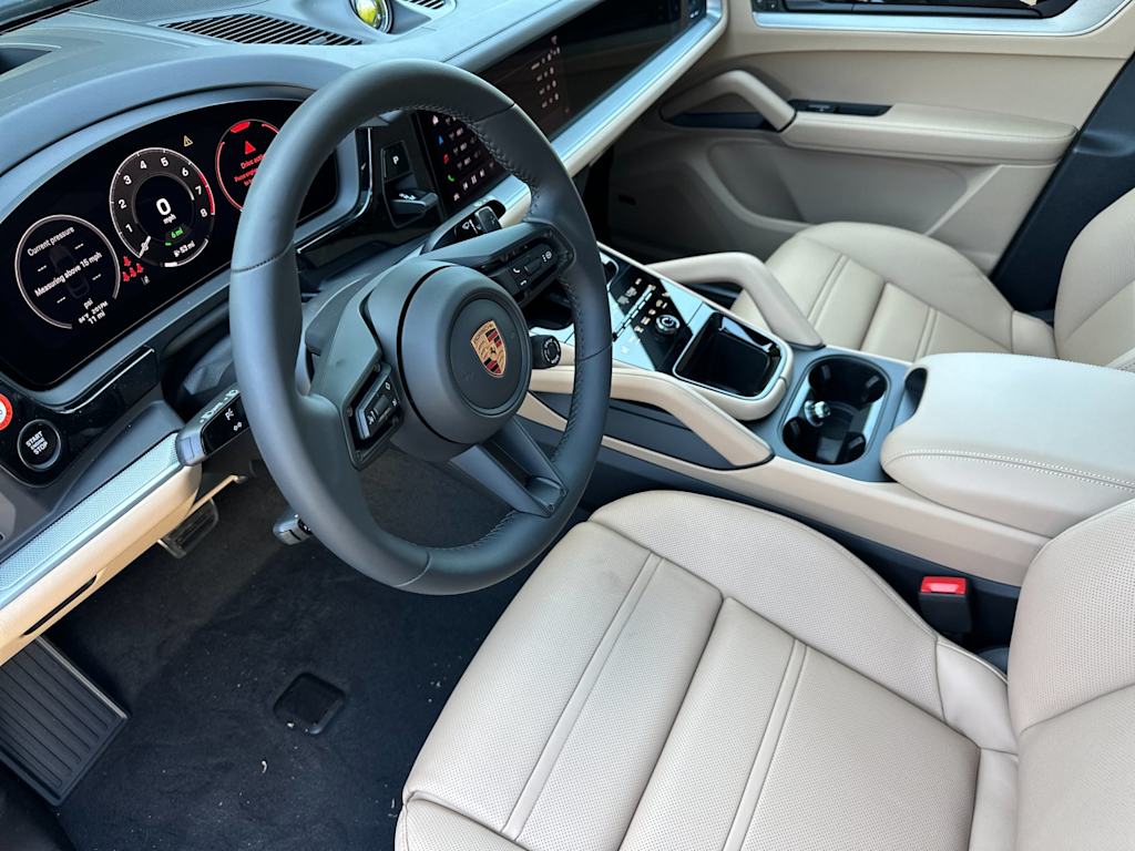 Thumbnail: 2026 Porsche Cayenne - 2