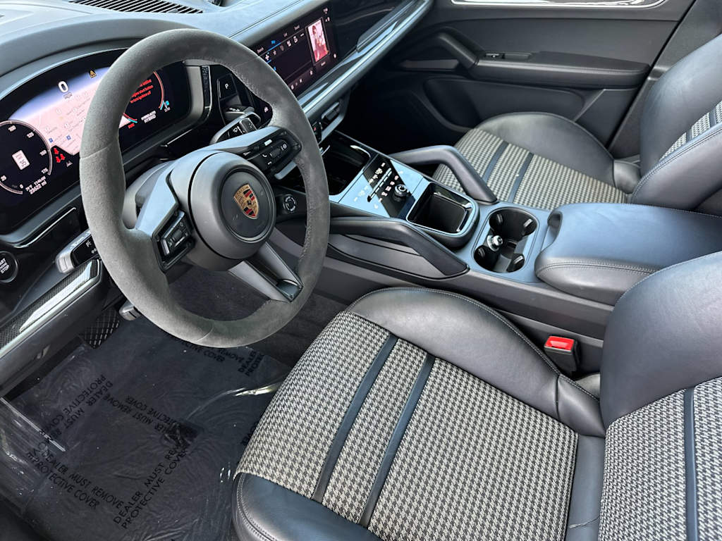 Thumbnail: 2024 Porsche Cayenne - 10