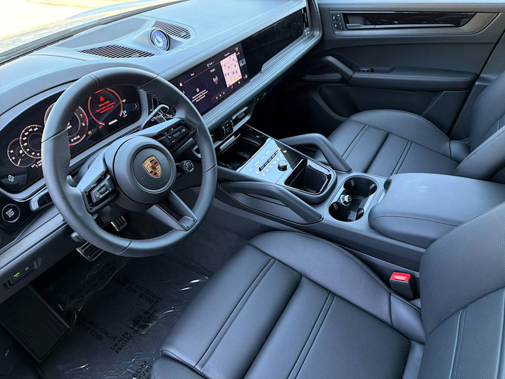 Thumbnail: 2026 Porsche Cayenne - 2