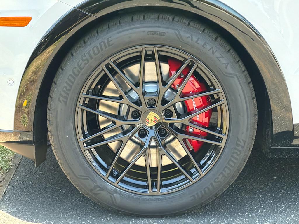 Thumbnail: 2026 Porsche Cayenne - 8