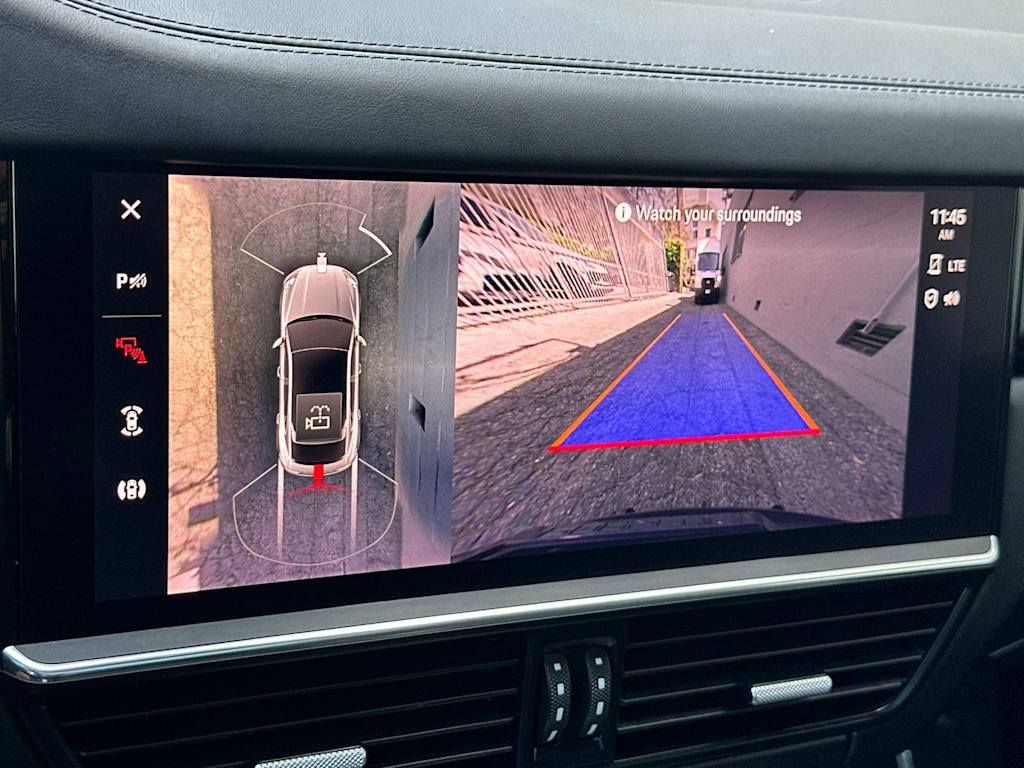 Thumbnail: 2023 Porsche Cayenne - 27