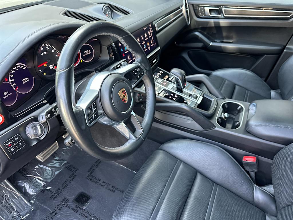 Thumbnail: 2023 Porsche Cayenne - 2