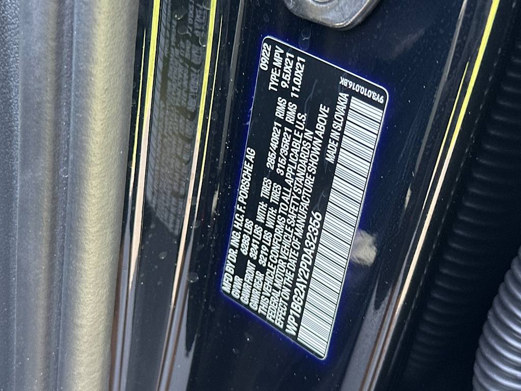 Thumbnail: 2023 Porsche Cayenne - 18