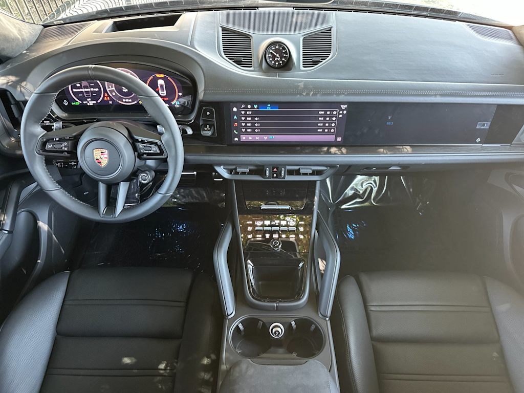 Thumbnail: 2026 Porsche Cayenne - 2
