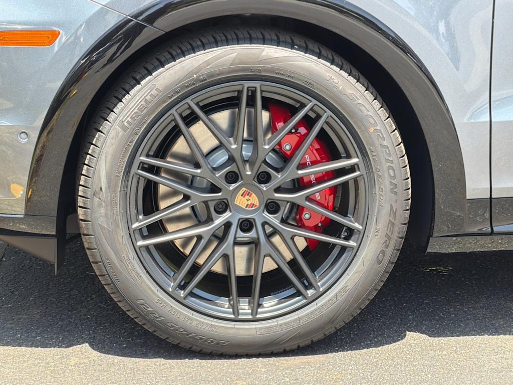 Thumbnail: 2026 Porsche Cayenne - 8