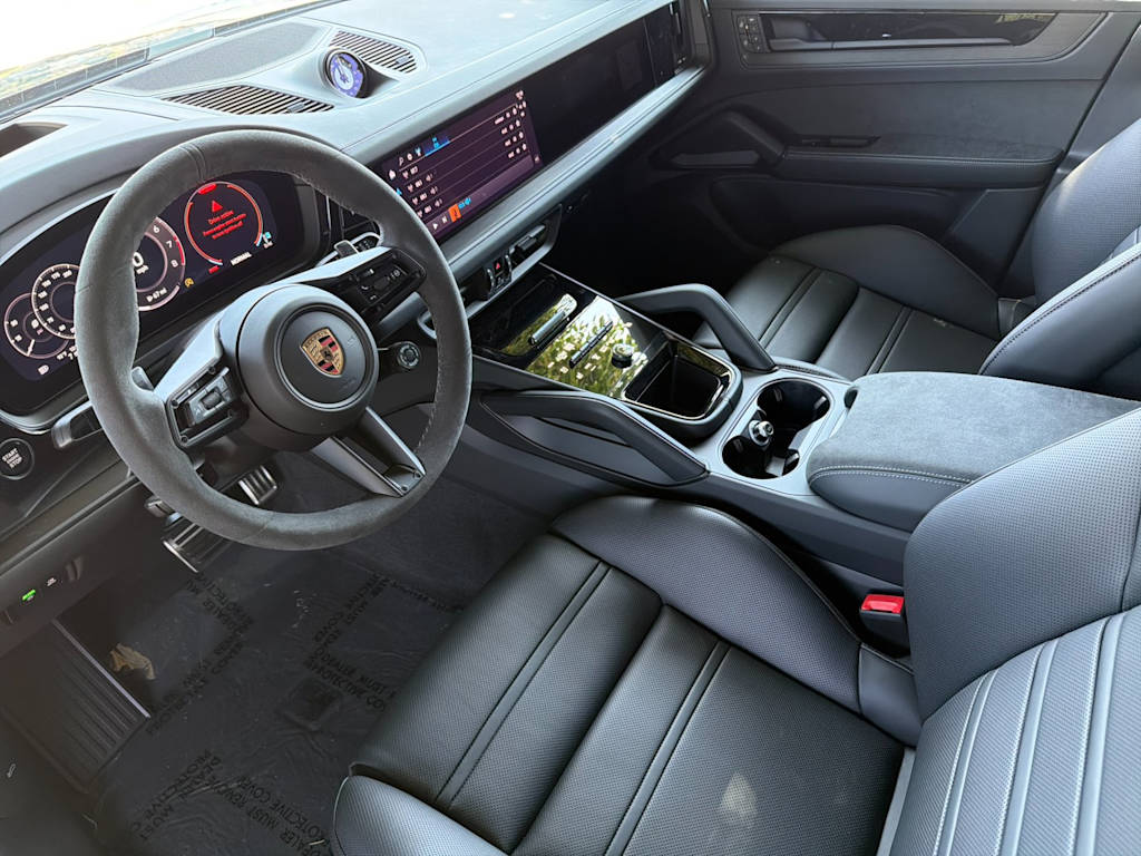 Thumbnail: 2026 Porsche Cayenne - 2