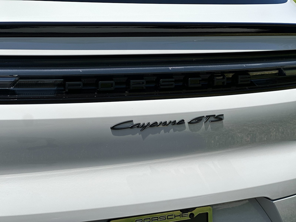 Thumbnail: 2026 Porsche Cayenne - 33