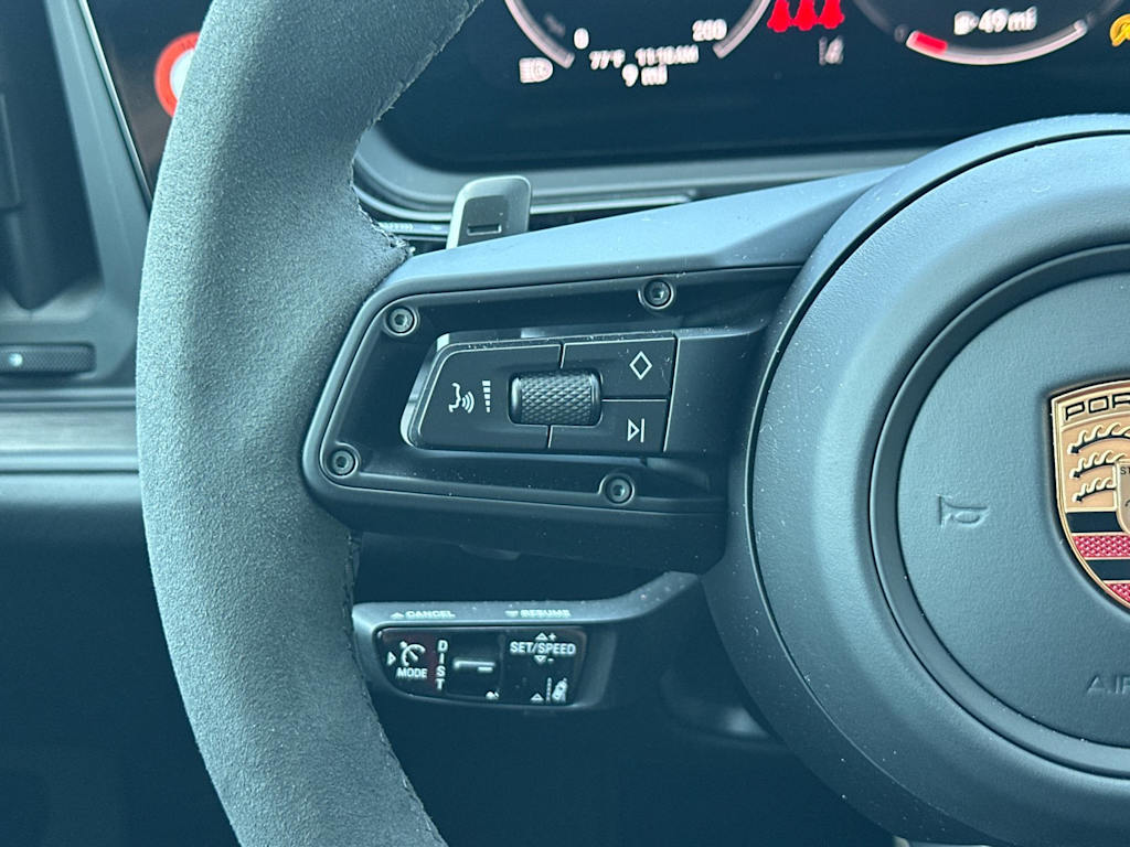 Thumbnail: 2026 Porsche Cayenne - 30