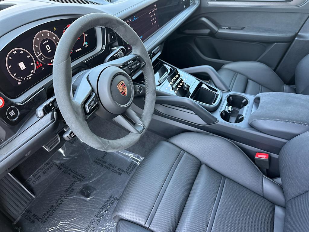 Thumbnail: 2026 Porsche Cayenne - 10