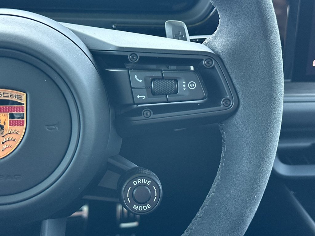 Thumbnail: 2026 Porsche Cayenne - 30