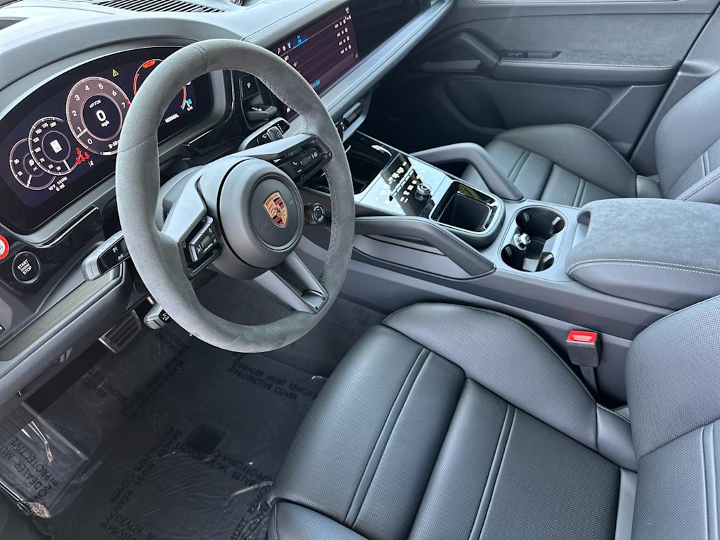 Thumbnail: 2026 Porsche Cayenne - 10