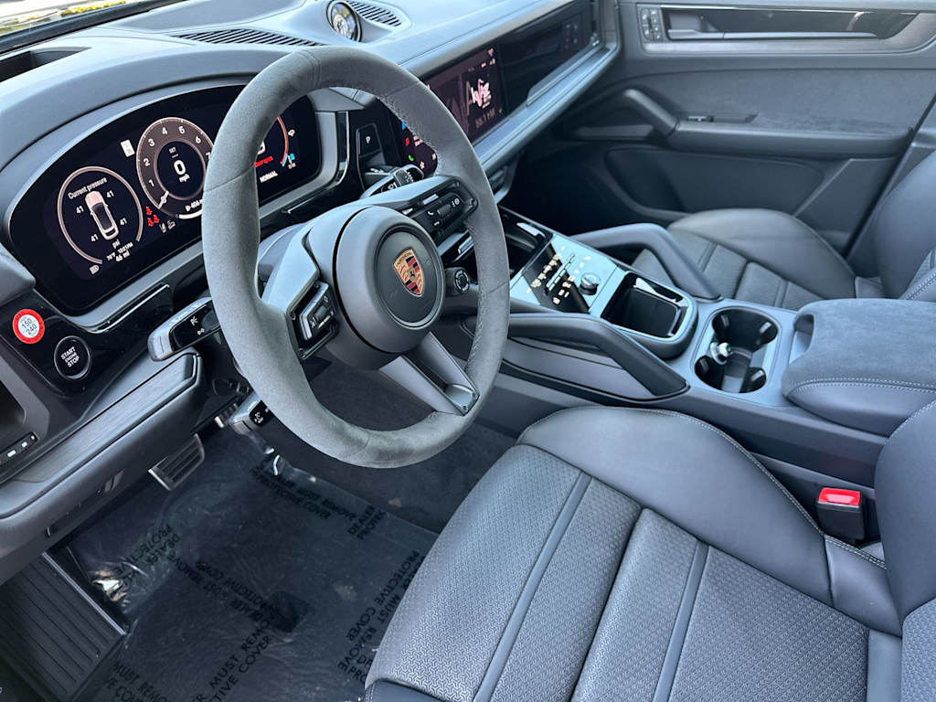 Thumbnail: 2026 Porsche Cayenne - 2