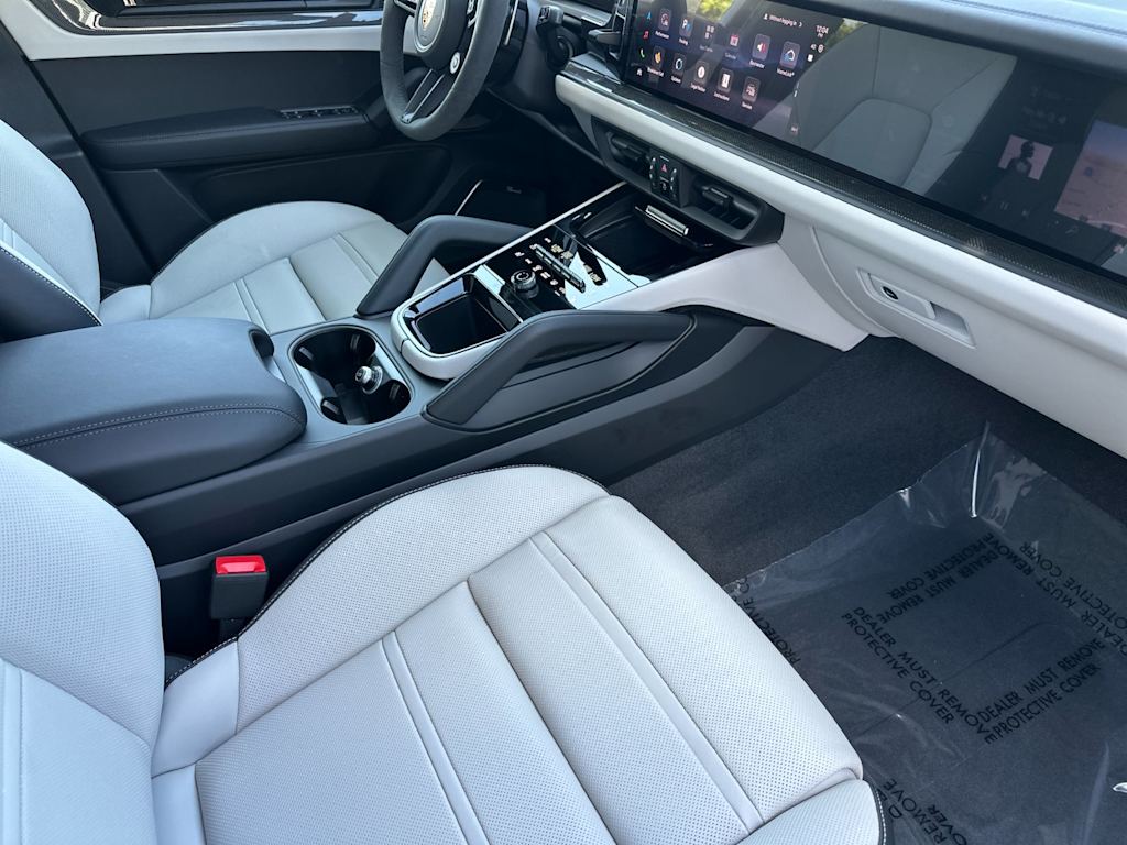 Thumbnail: 2026 Porsche Cayenne - 12