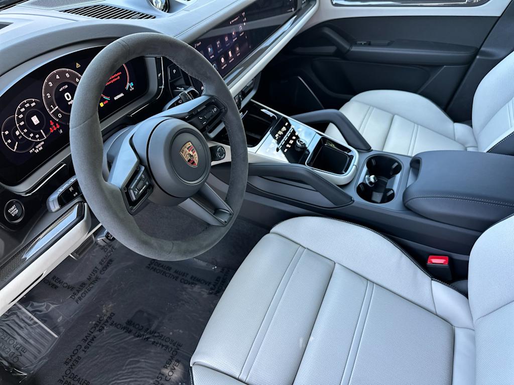 Thumbnail: 2026 Porsche Cayenne - 2